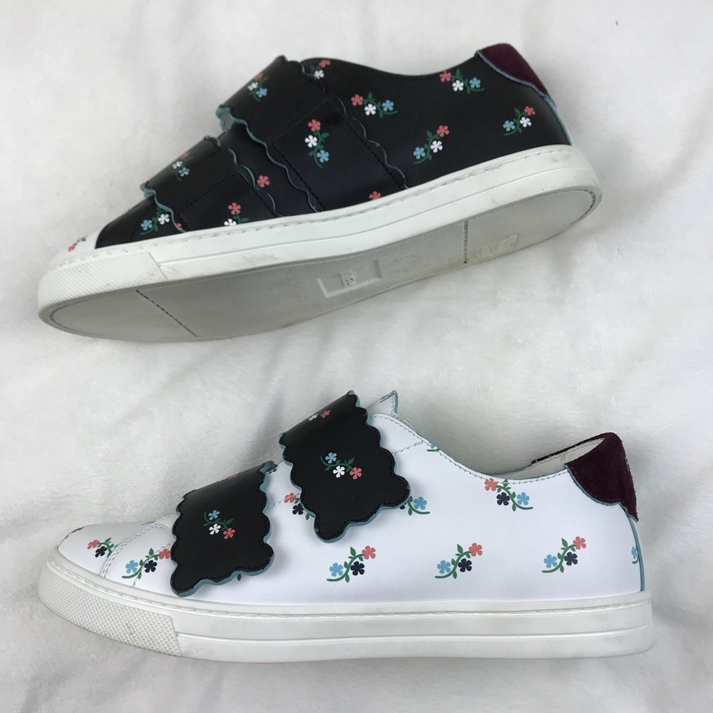 ❤️SOLD❤️ Fendi White Biscuit Floral Print Sneaker - Picture 5 of 8